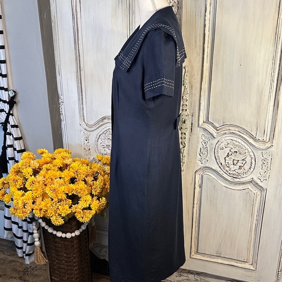 Cynthia Howie Navy Blue Linen Blend Sailor Dress with Shell Button Detail - Picture 5 of 8